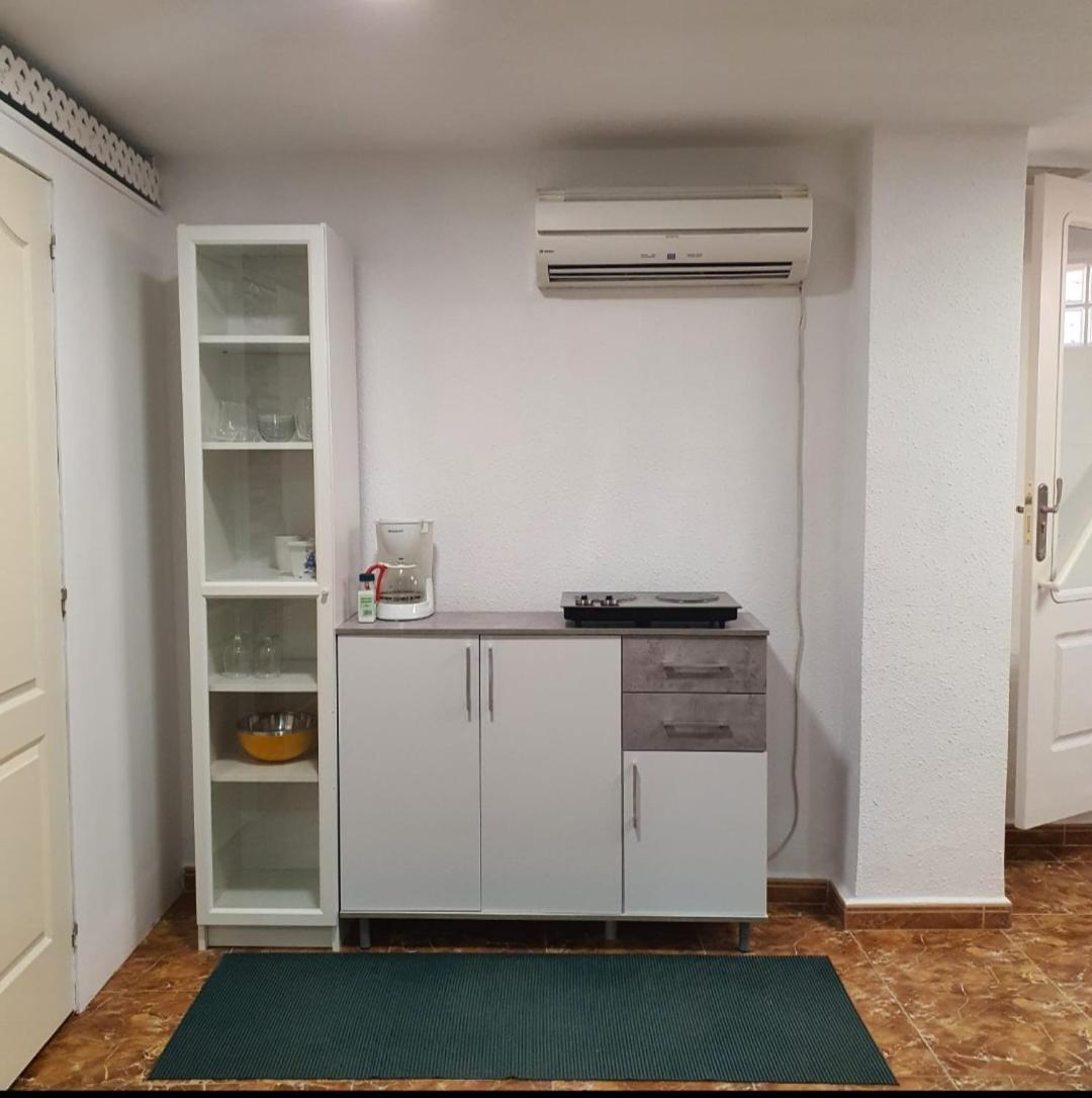 Cozy Rooms In Terraced House 丰希罗拉 外观 照片