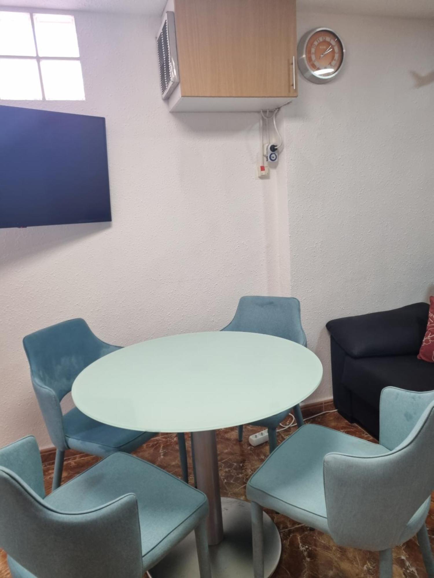 Cozy Rooms In Terraced House 丰希罗拉 外观 照片