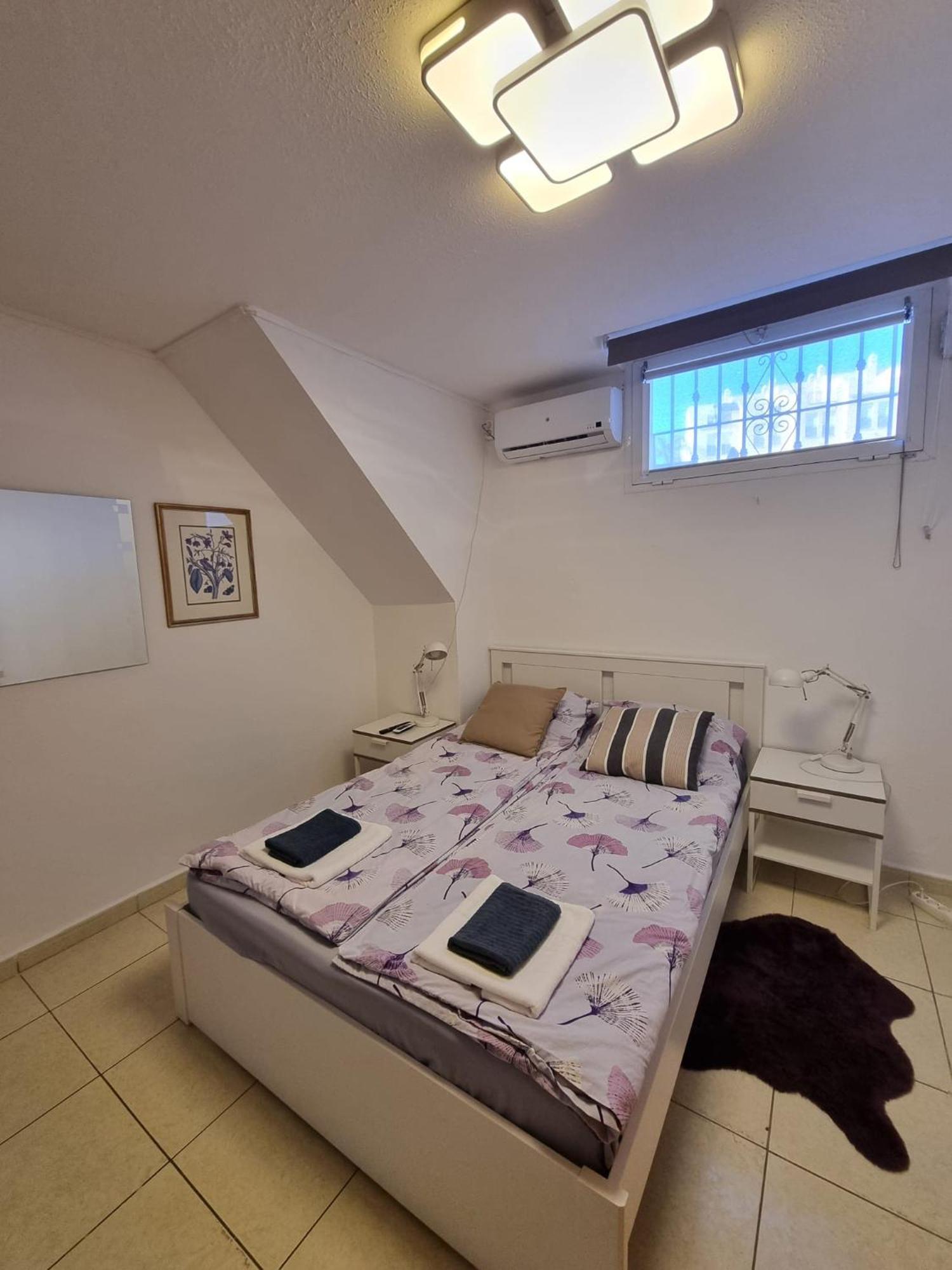 Cozy Rooms In Terraced House 丰希罗拉 外观 照片