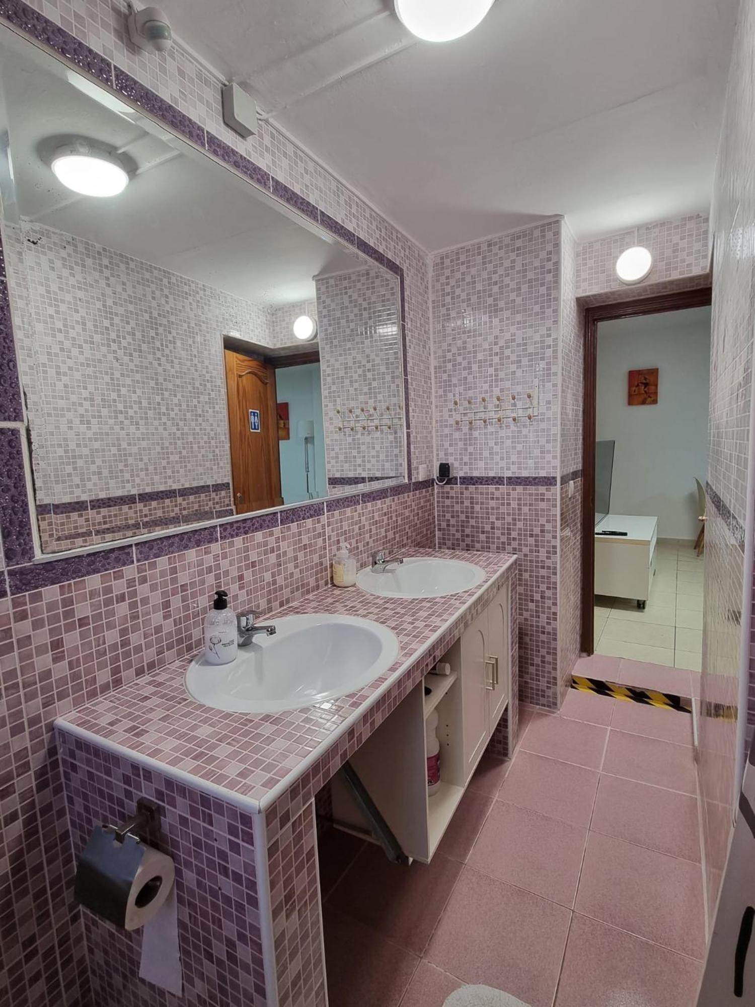 Cozy Rooms In Terraced House 丰希罗拉 外观 照片
