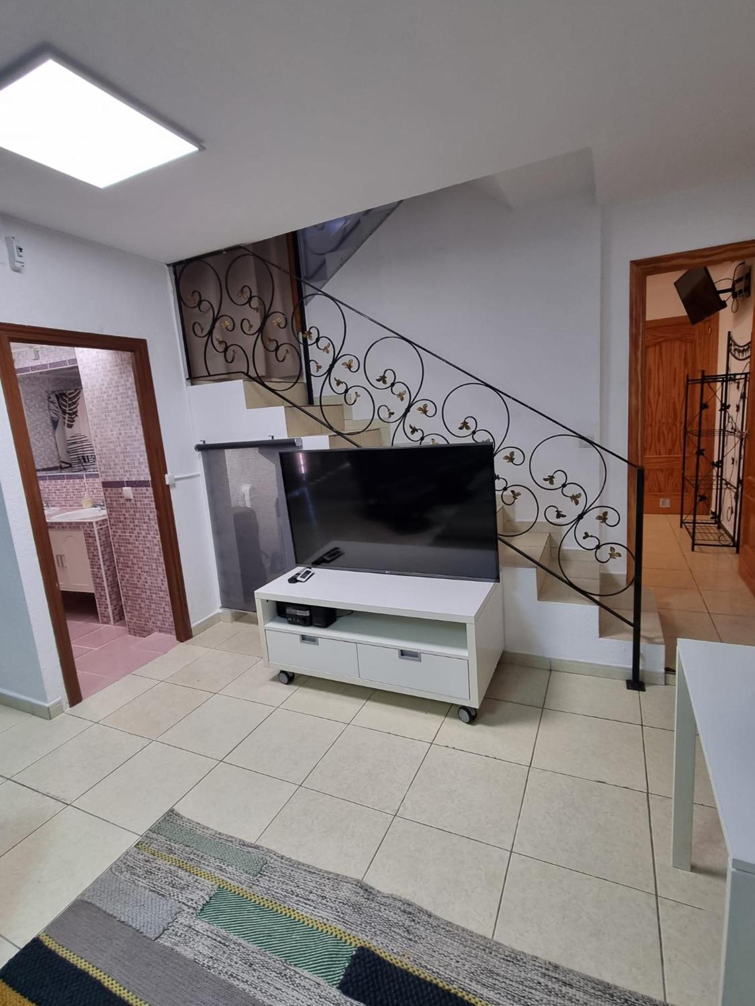 Cozy Rooms In Terraced House 丰希罗拉 外观 照片